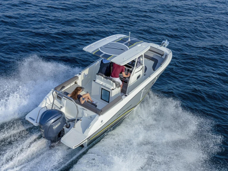 Ein Jeanneau Cap Camarat 7.5 CC mieten in Rapallo