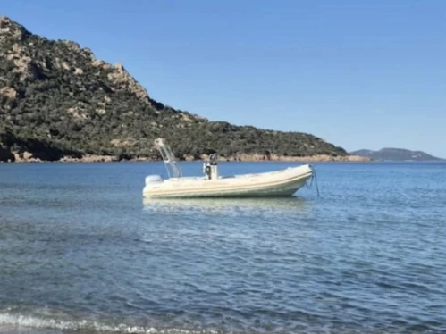 Schlauchboot mit oder ohne Skipper Valiant mieten in Porto-Vecchio