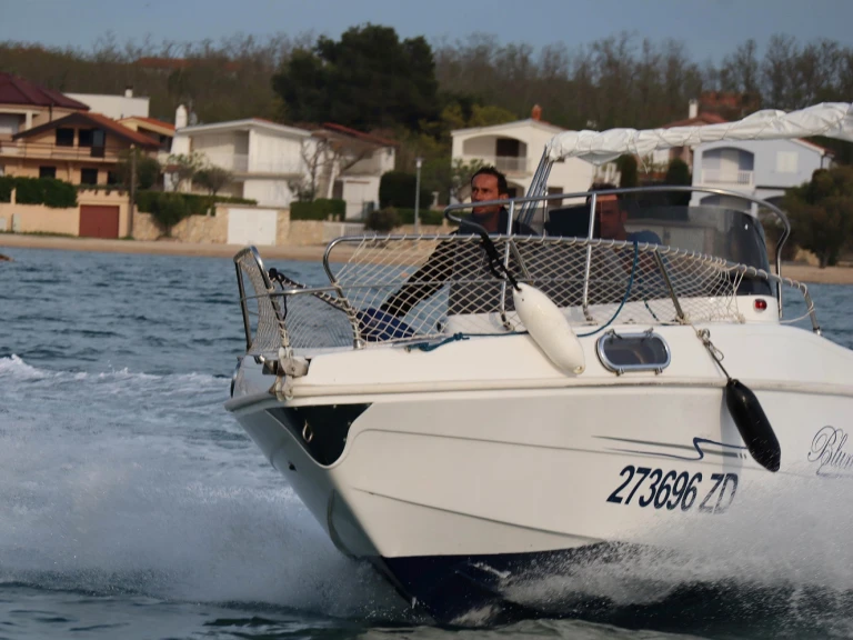 Boot mieten Zaton günstig Bluemax 23 Deck