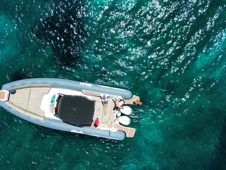 Bootsverleih Bwa 32gt Porto Rotondo Samboat