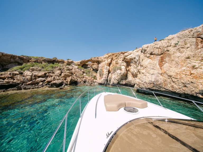 Ein Princess Princess V50 mieten in Ayia Napa