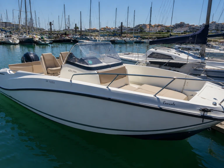 Ein Quicksilver Activ 675 Open mieten in La Rochelle