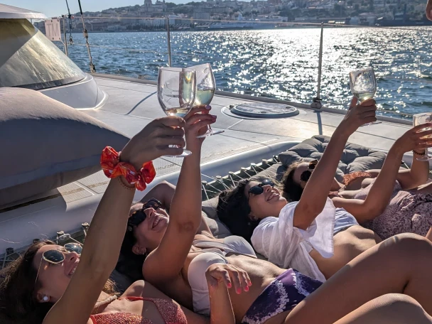Fountaine Pajot Lavezzi 40 Maestro mieten Lissabon