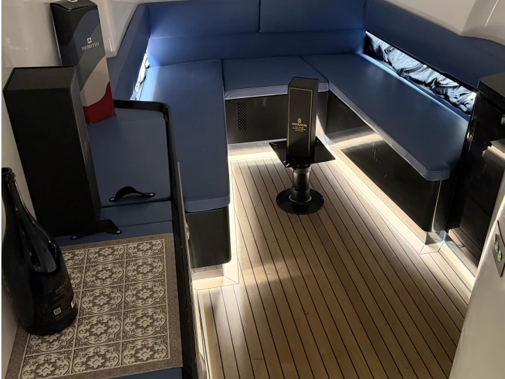 Motorboot mieten in Cagliari zum besten Preis