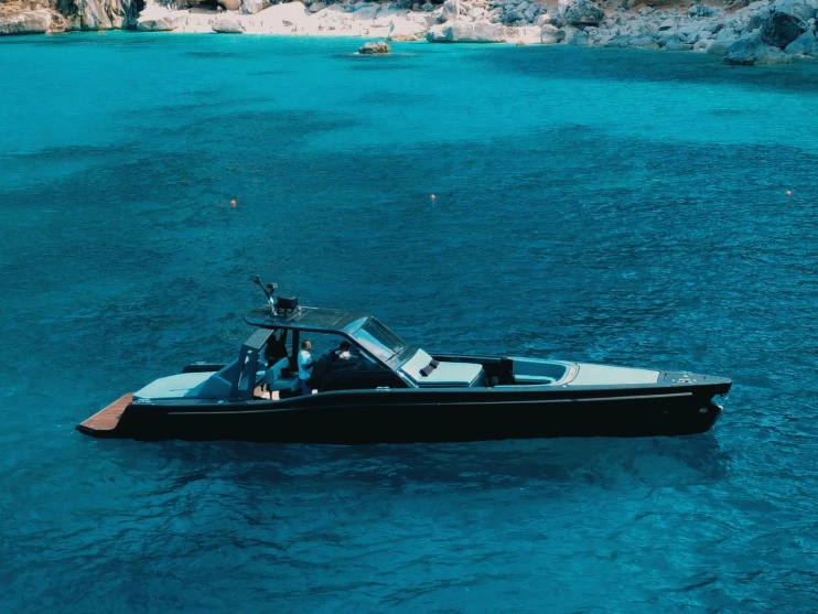 Ein Maori Yachts Maori 50.22 Top Luxury mieten in Cagliari
