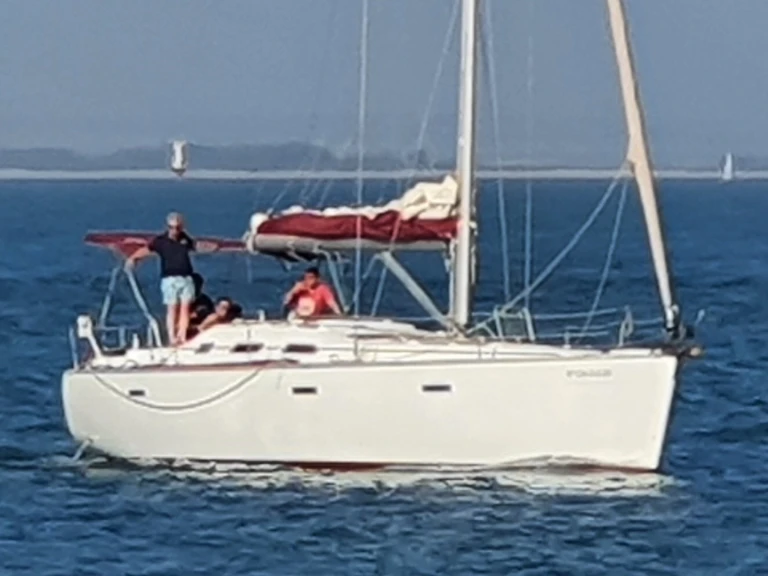 Vermietung Segelboot Bénéteau mit Führerschein