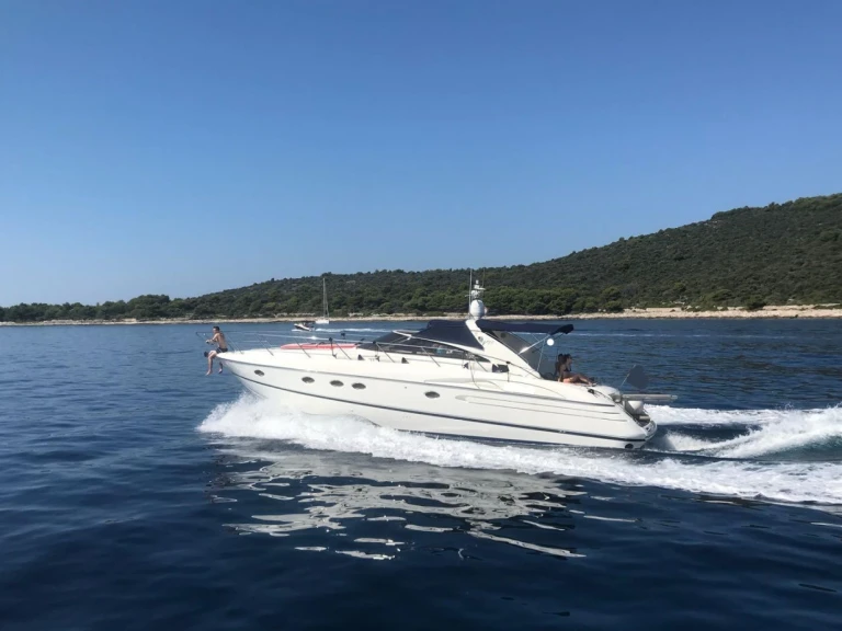 YachtCharter in Golfe-Juan - Princess Princess V50 auf SamBoat