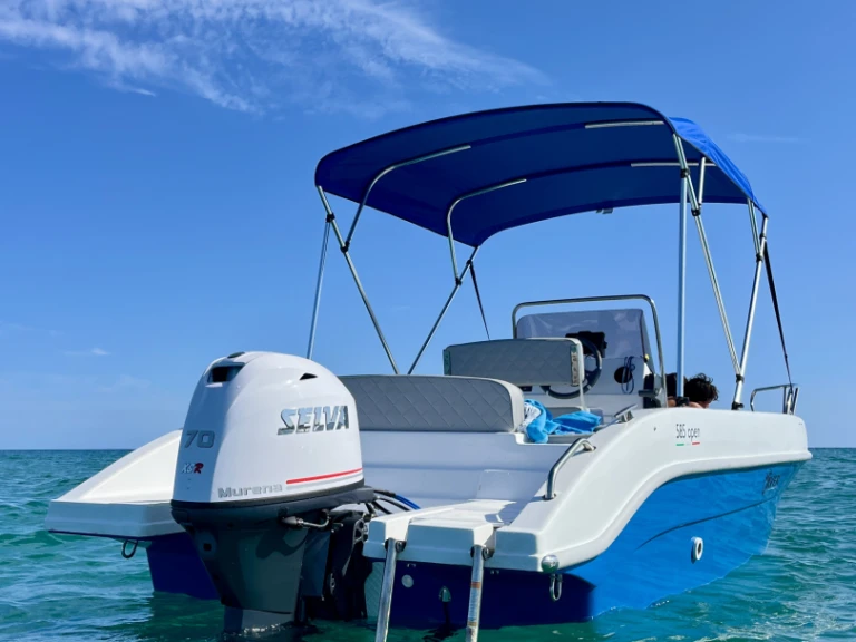 YachtCharter in Sant Andreu de Llavaneres - Saver Saver 585 Open auf SamBoat