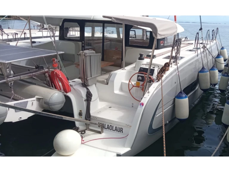 Bootsverleih Excess Excess 11 (Cat)/6 cab Lefkáda Samboat