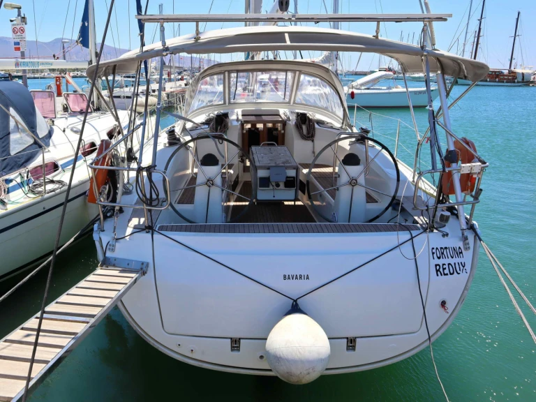 Bavaria Bavaria Cruiser 40 /3cab mieten Álimos