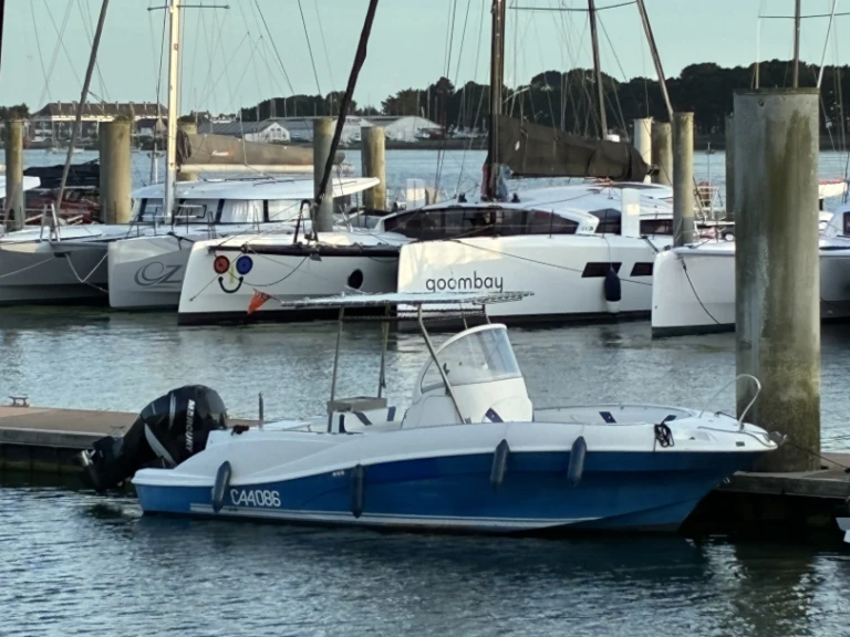 Motorboot mit oder ohne Skipper Quicksilver mieten in Lorient