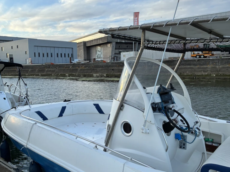 Motorboot mieten in Lorient - Quicksilver Quicksilver 800 Commander