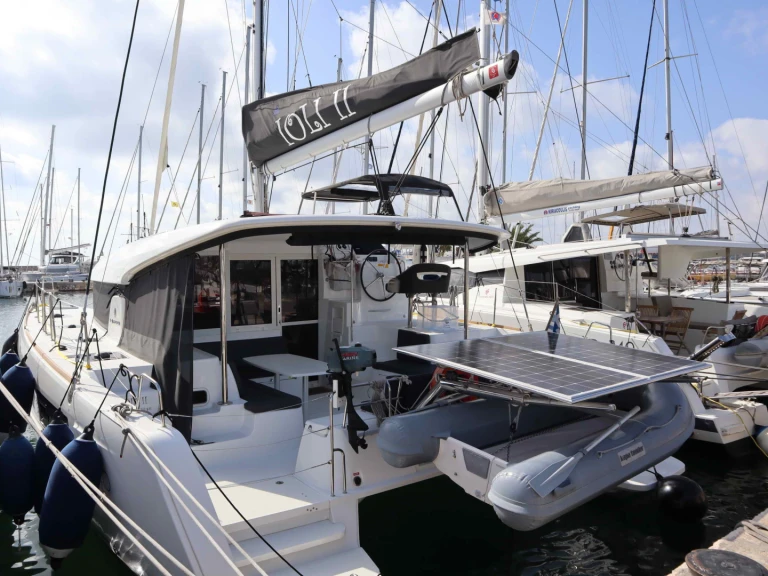 Bootsverleih Lagoon Lagoon 40/4 cab Álimos Samboat