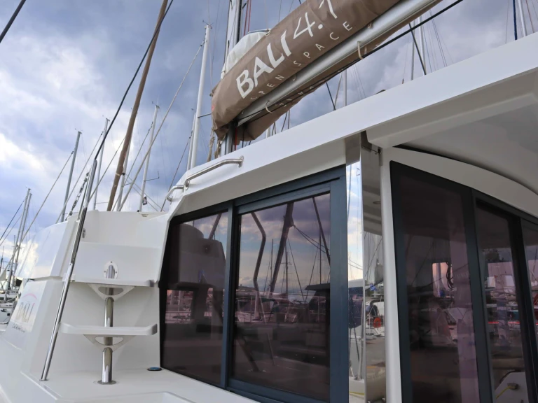 YachtCharter in Paros (Insel) - Bali Bali 4.1/4 cab, 4WC auf SamBoat