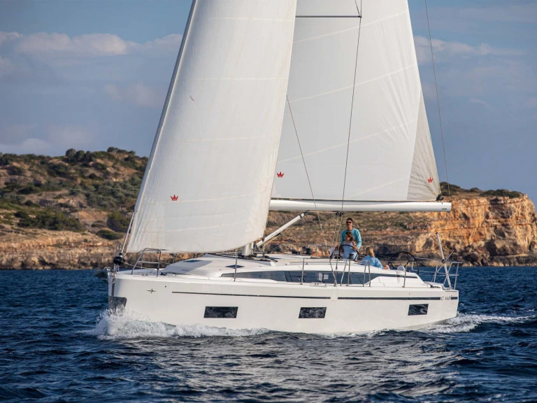 YachtCharter in Gouviá - Bavaria Bavaria C42 /3cab auf SamBoat