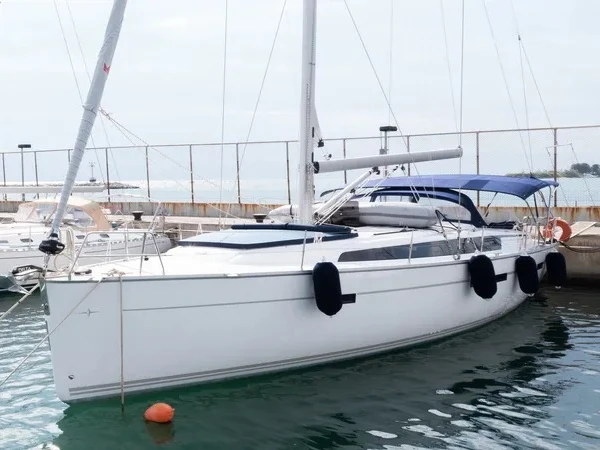 Bootsverleih Bavaria Bavaria Cruiser 46 /4cab Volos Samboat