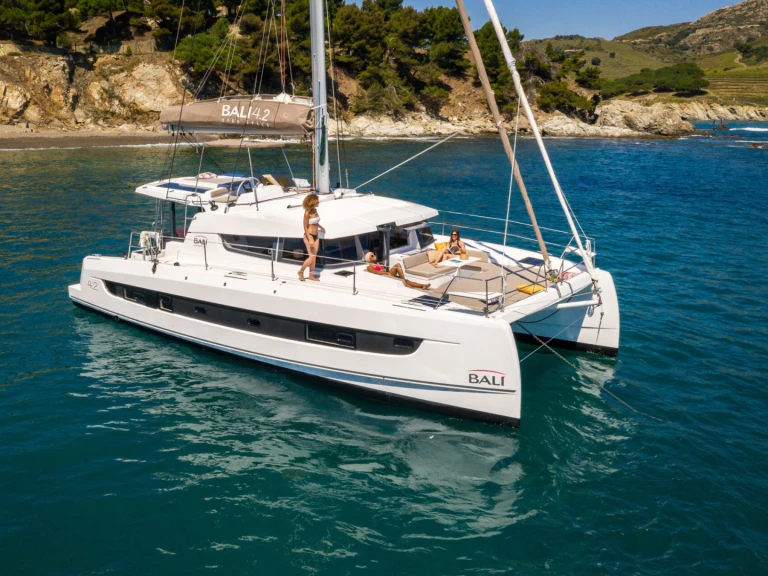 YachtCharter in Bormes-les-Mimosas - Bali Bali 4.2 CAT/5 cab auf SamBoat