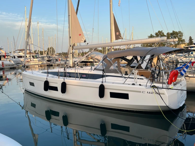 Bavaria Bavaria C42 /3cab mieten Gouviá