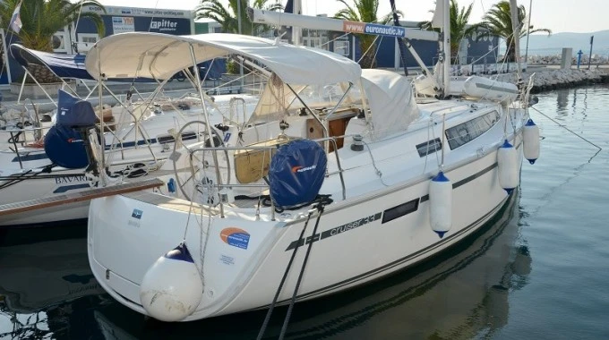 YachtCharter in Biograd na Moru - Bavaria Cruiser 33 auf SamBoat