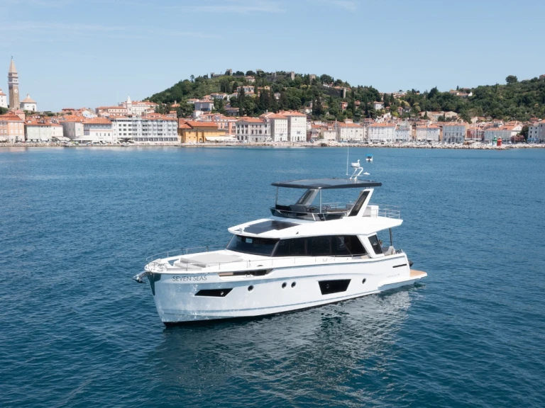 YachtCharter in Biograd na Moru - Greenline Yachts Greenline 58 Fly auf SamBoat