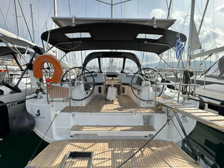 Segelboot mit oder ohne Skipper Bénéteau mieten in Álimos