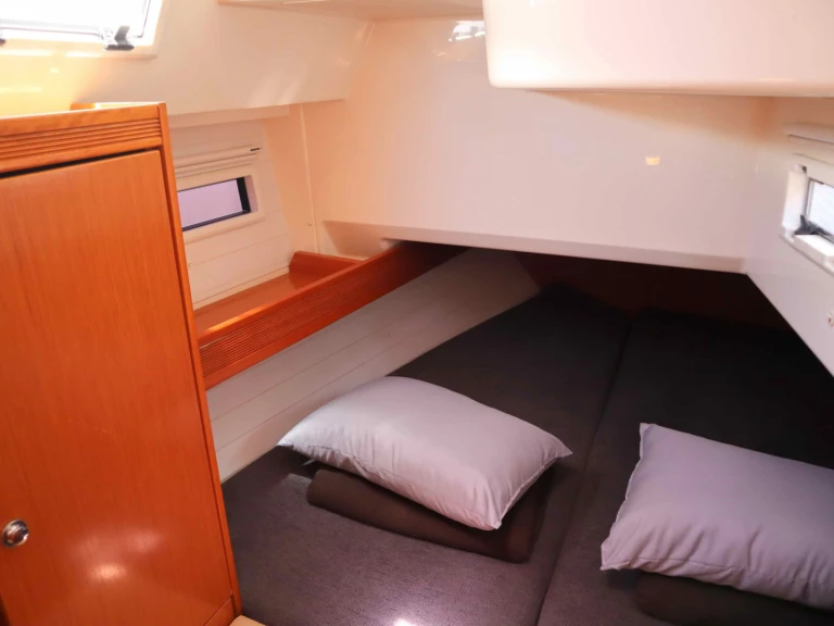 Bootsverleih Bavaria Bavaria Cruiser 40 /3cab Néa Péramos Samboat