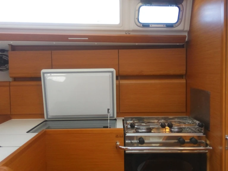 Boot mieten Álimos günstig Sun Odyssey 449 /4cab