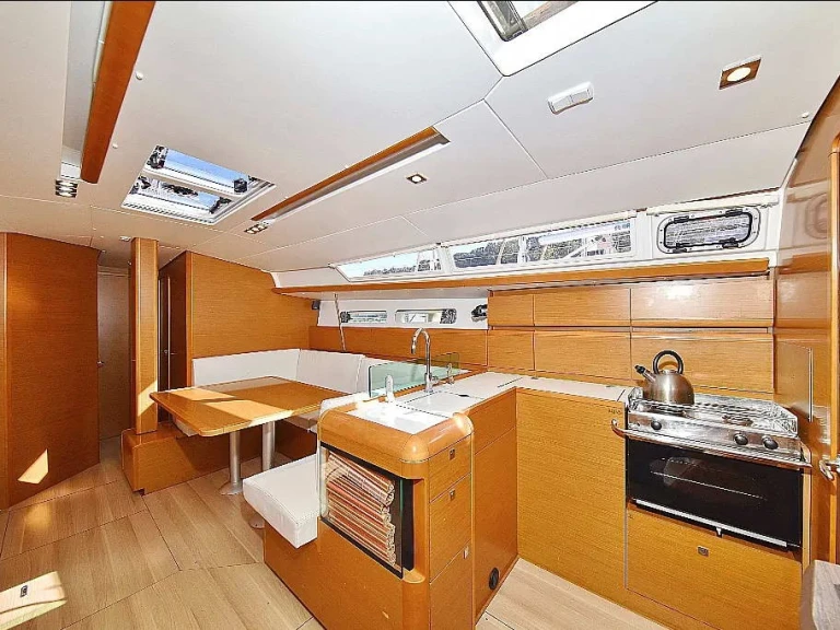 Jeanneau Sun Odyssey 449 (4 cab.) mieten Rhodos