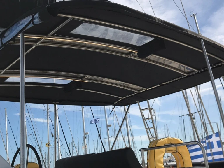 YachtCharter in Álimos - Lagoon Lagoon 50/6 cab auf SamBoat