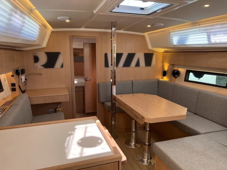YachtCharter in Gouviá - Bavaria Bavaria C42 /3cab auf SamBoat