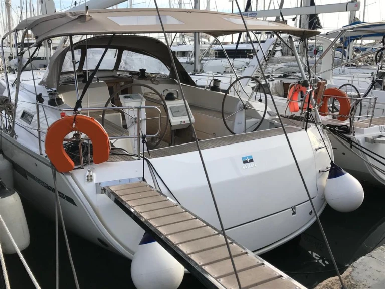 Vermietung Segelboot Bavaria mit Führerschein