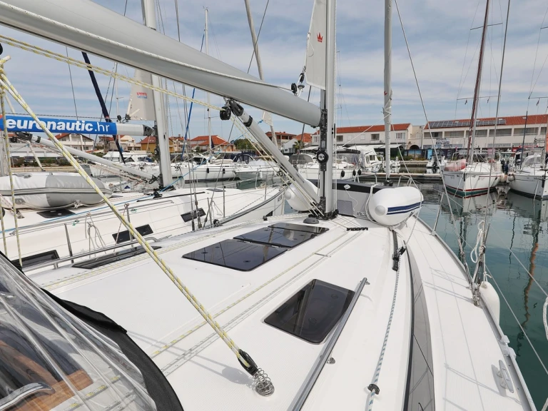 Segelboot mieten in Biograd na Moru - Bavaria Cruiser 37