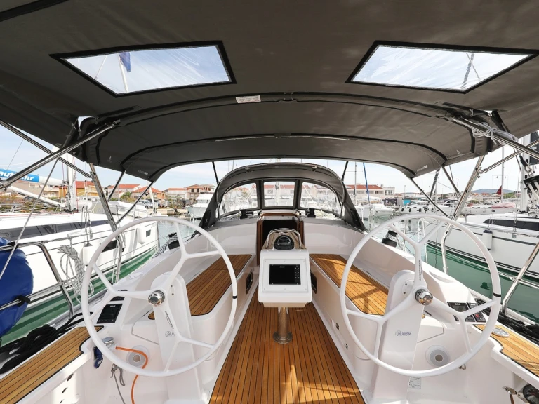 Bootsverleih Bavaria Cruiser 37 Biograd na Moru Samboat