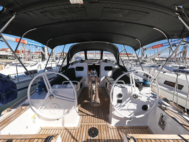 YachtCharter in Biograd na Moru - Elan Impression 40.1 auf SamBoat