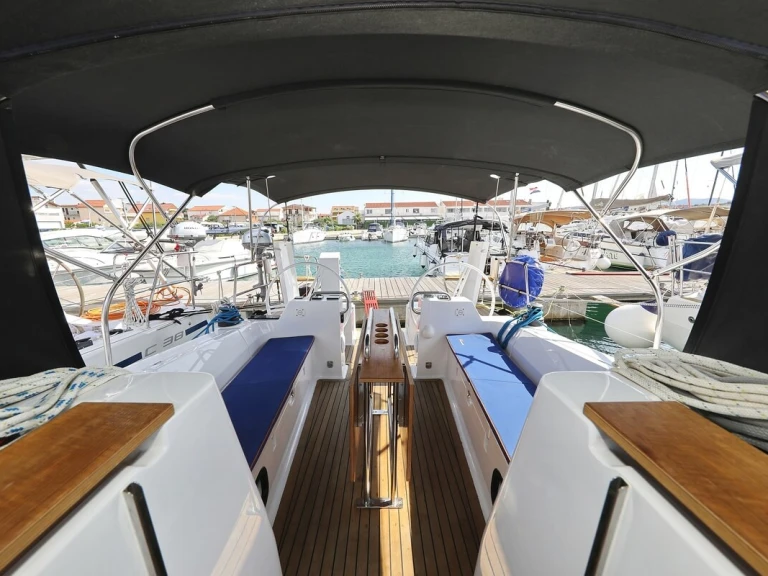 Segelboot mieten in Biograd na Moru zum besten Preis