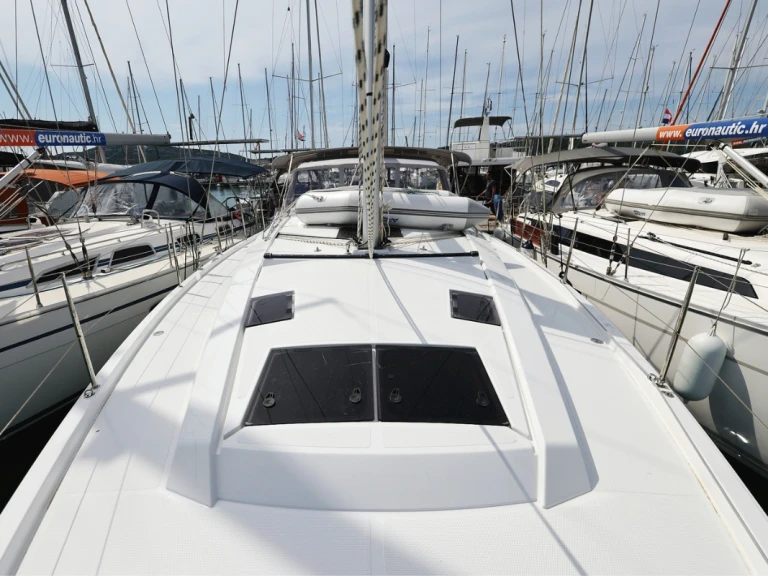 Boot mieten Biograd na Moru günstig Hanse 410