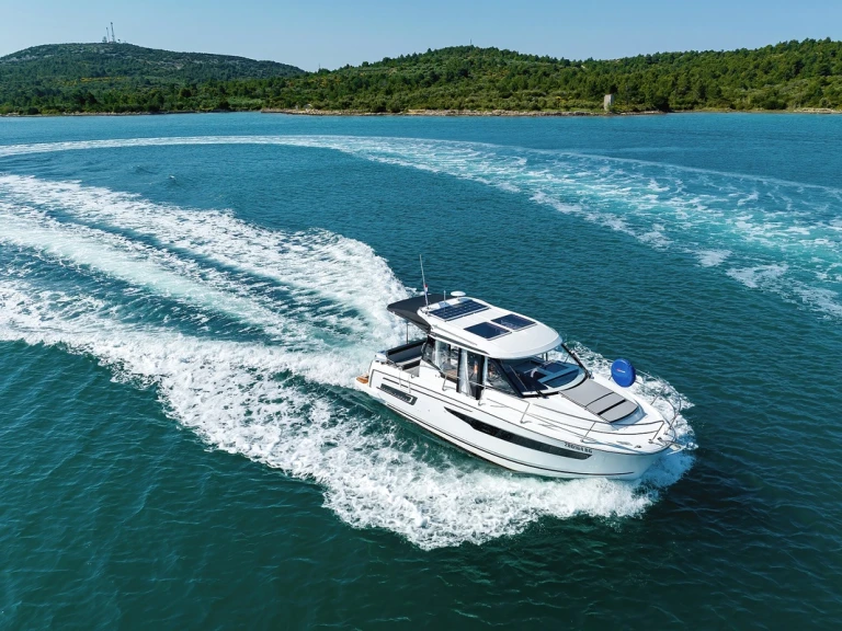 Jeanneau Merry Fisher 895 mieten Biograd na Moru
