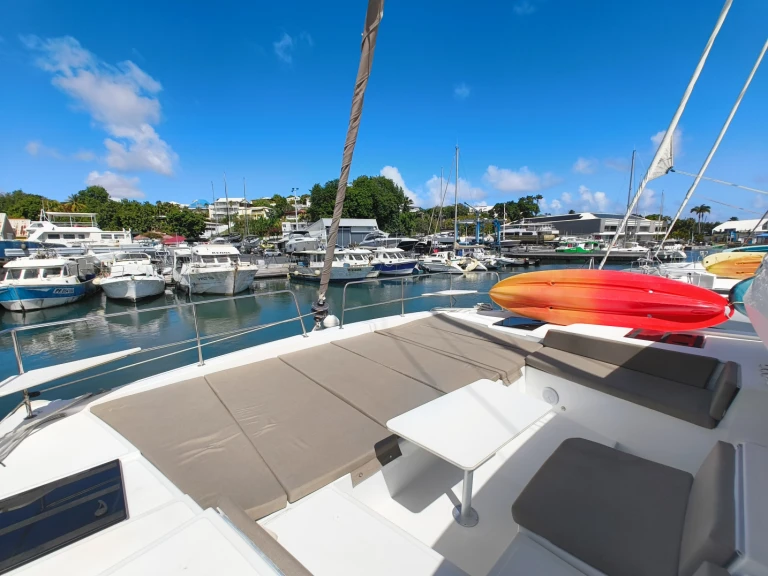 Boot mieten Bas du Fort günstig Bali 4.4