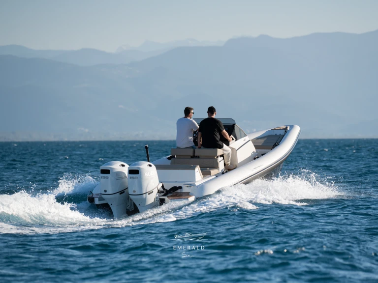 Vermietung Schlauchboot Technohull mit Führerschein