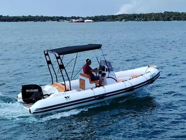 YachtCharter in Pula - Tiger Proline 620 auf SamBoat