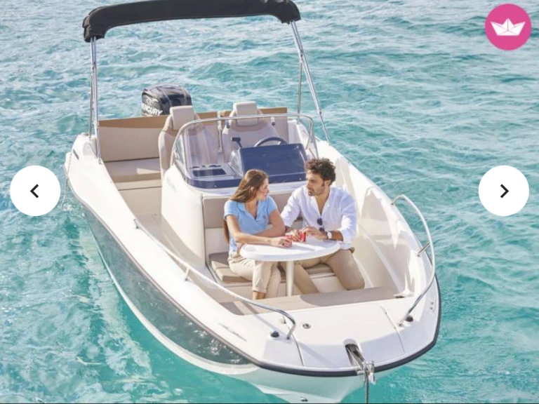 Motorboot mieten in Mandelieu-la-Napoule zum besten Preis