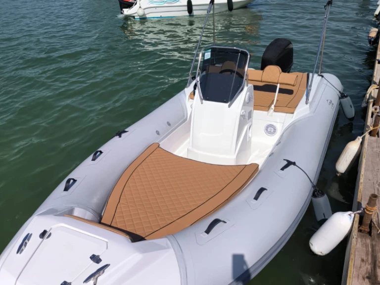 Vermietung Schlauchboot Gemboat mit Führerschein