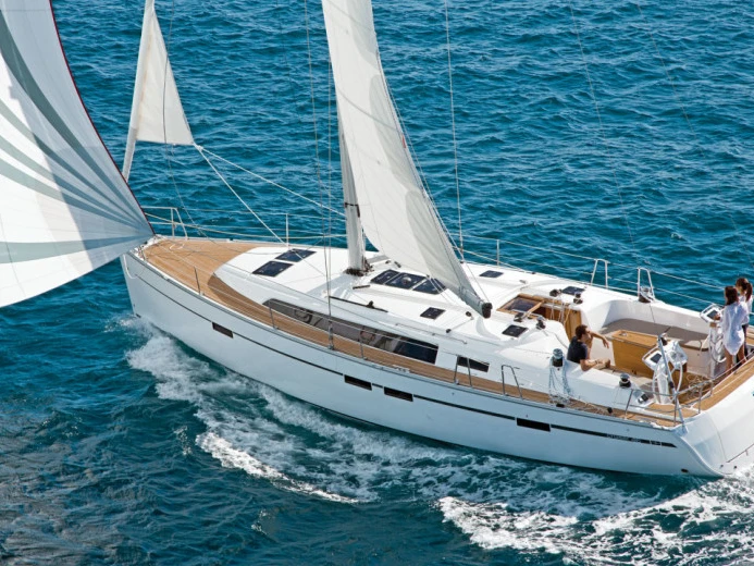 Bavaria Bavaria 46 Cruiser mieten Porto Cecina