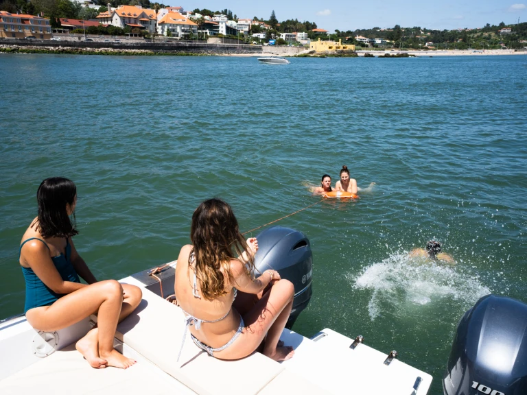Boot mieten Lissabon günstig YAMAHA 200 hp