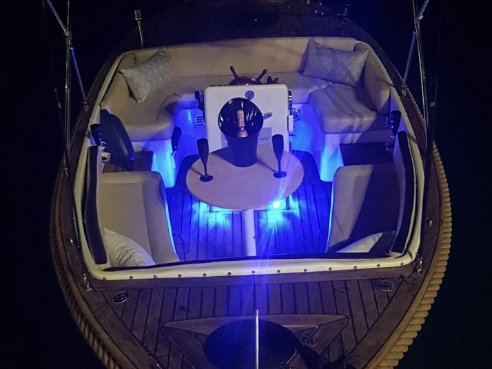 Motorboot mieten in Faliraki zum besten Preis