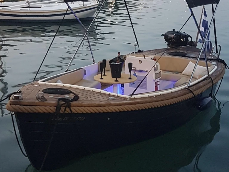 A HELLAS Madalena mieten Faliraki