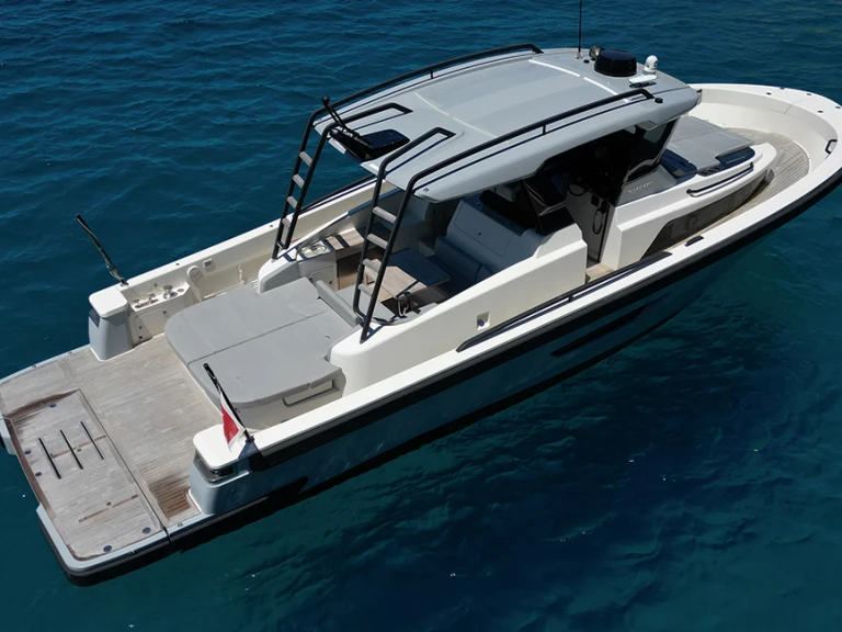 Motorboot mit oder ohne Skipper blue game mieten in Port d'Andratx