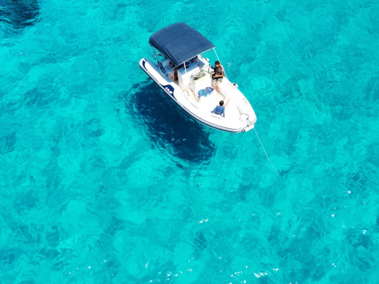 Vermietung Motorboot Quicksilver mit Führerschein