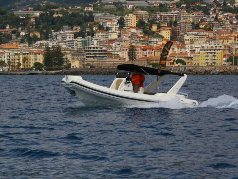 YachtCharter in Sanremo - Nautica Led Nautica Led 680 auf SamBoat
