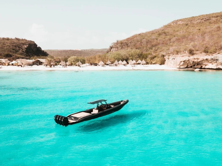 Schlauchboot mieten in Baie de Figari zum besten Preis